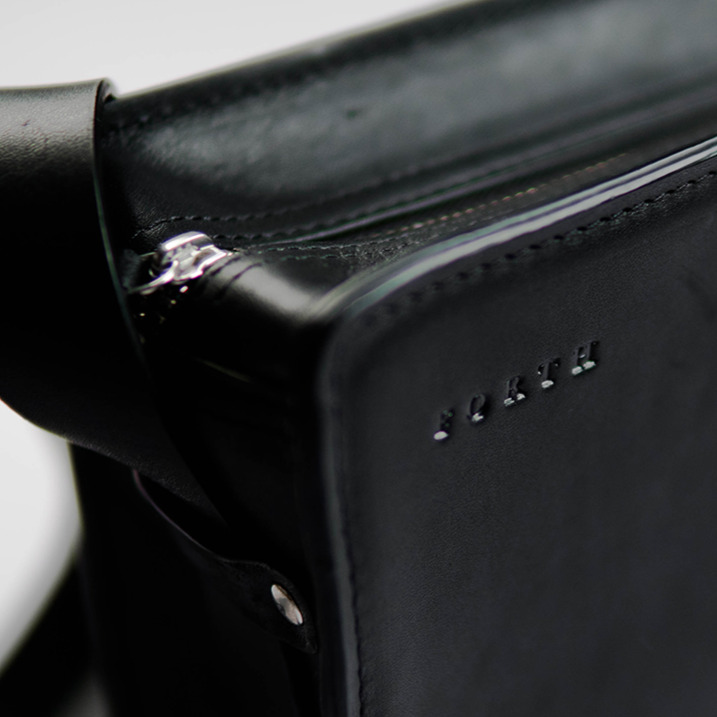 black minimal leather sling bag for girls