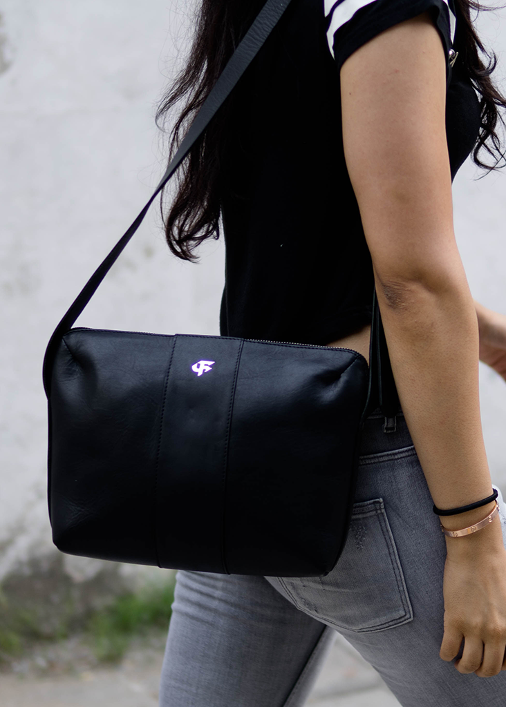 Forth Goods Woman's Everyday Leather Sling Bag - Black